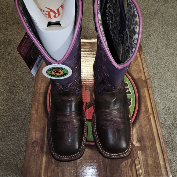 Laredo Purple and Brown Women's Western Boots - Picture 10 of 14